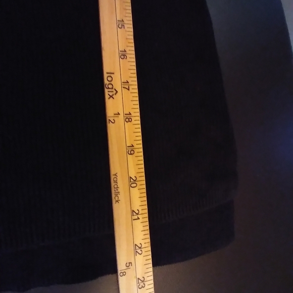 NWT J Jill Black V-Neck Women's Top Size XS Minimalist - Picture 5 of 10